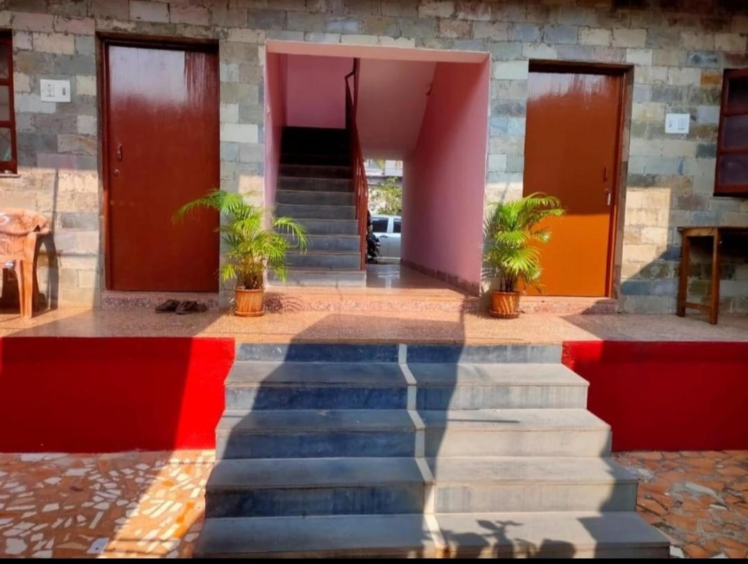 Hill View Guest House Анджуна Екстериор снимка